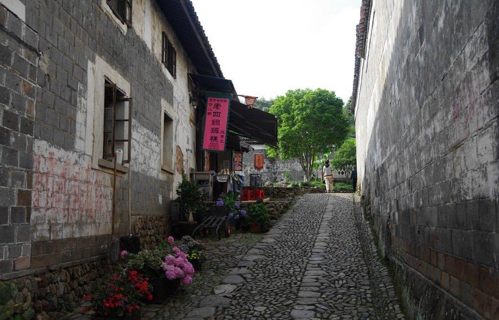 汽车补漆多少钱